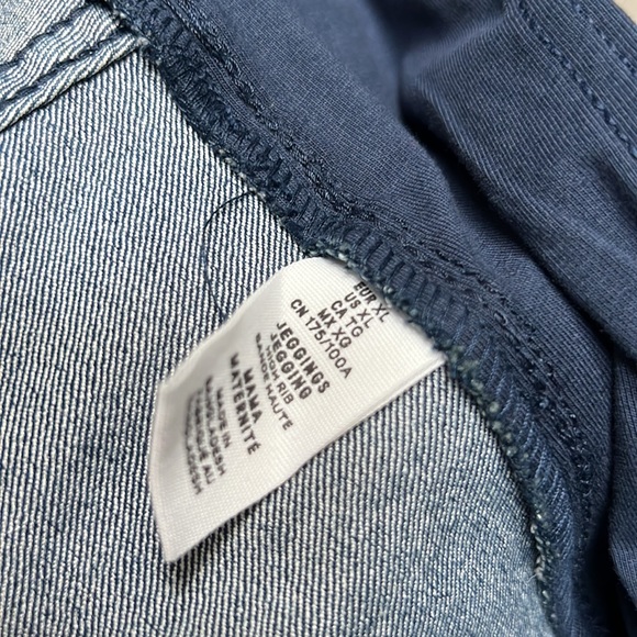 NWOT H&M MAMA High Rib Demin Blue Jeggings Size XL - Picture 6 of 8